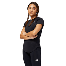 Remera New Balance Mujer Accelerate Manga Corta Negra